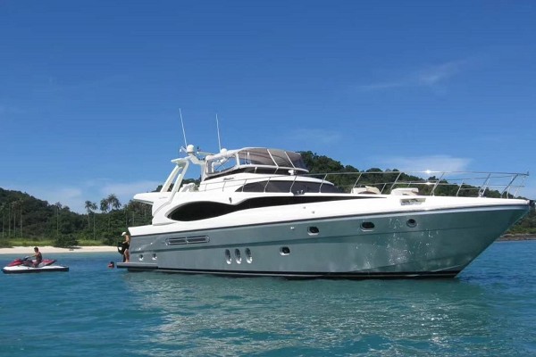 香港仔70尺豪華游艇 香港仔70尺豪華游艇