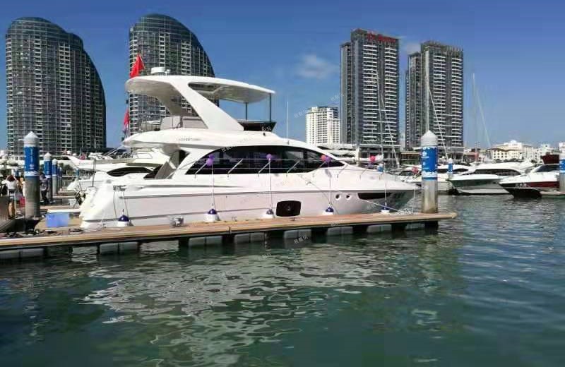 全新55尺商務游艇 全新55尺商務游艇