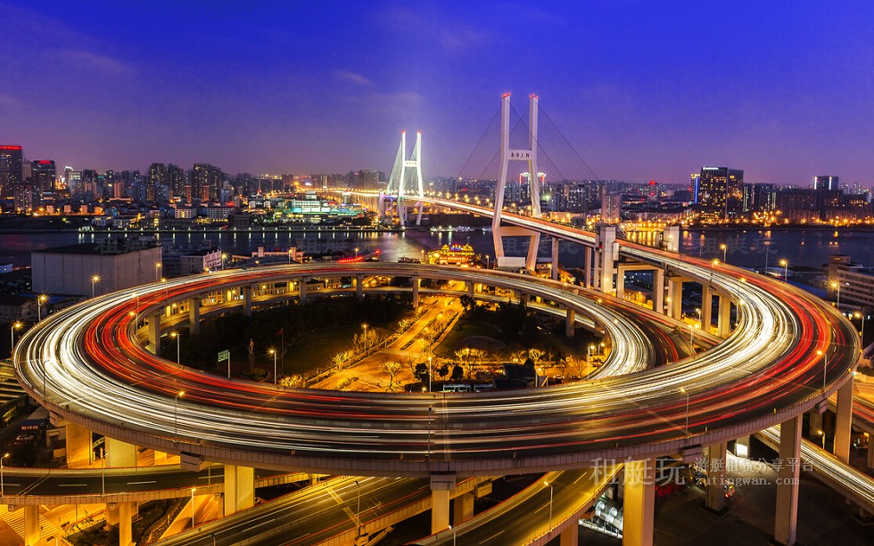 上海游艇租賃 北外灘-夜游黃浦江 上海游艇租賃 北外灘-夜游黃浦江