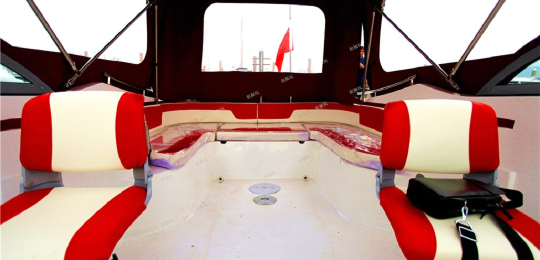 23英尺運動快艇 23英尺運動快艇