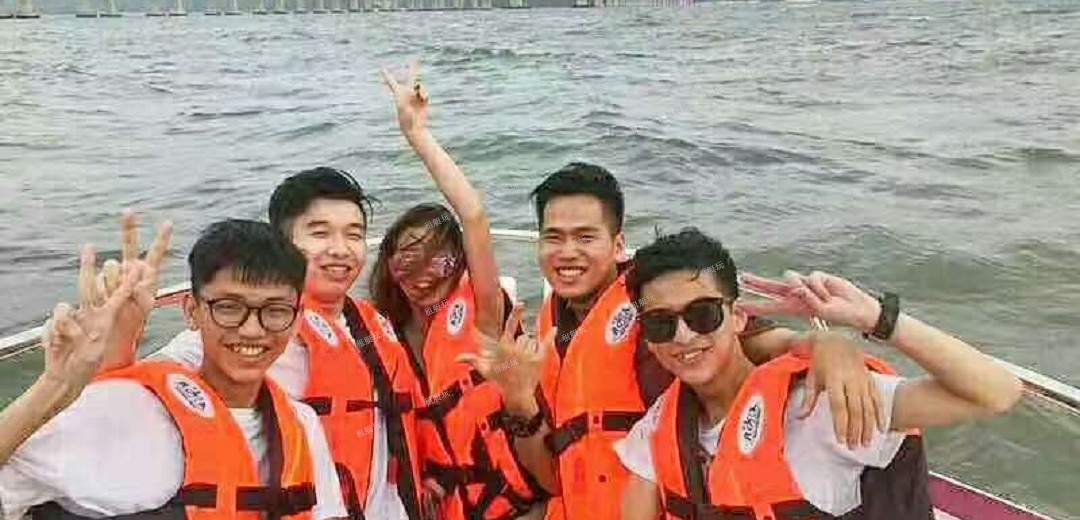 23英尺運動快艇 23英尺運動快艇