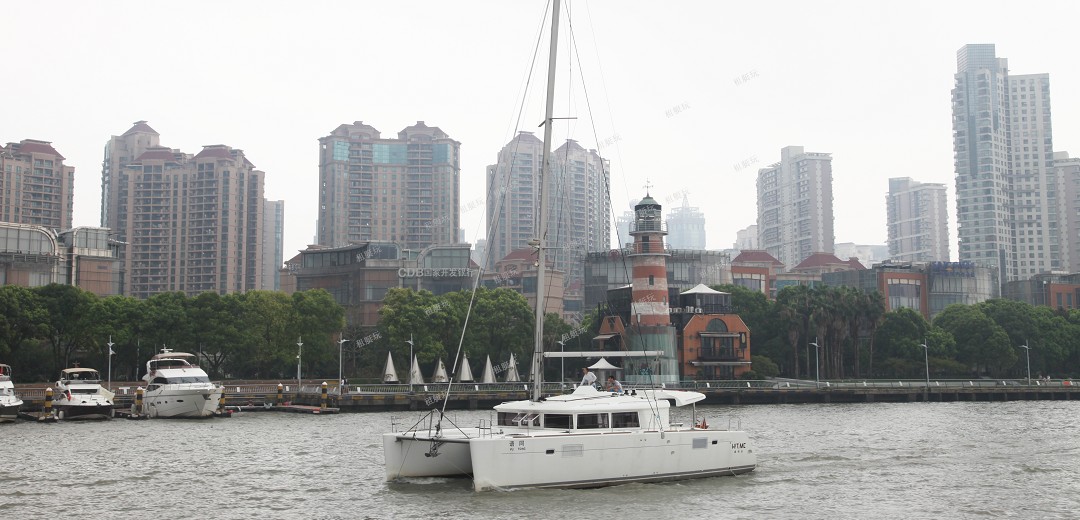 法國藍(lán)高 Lagoon450