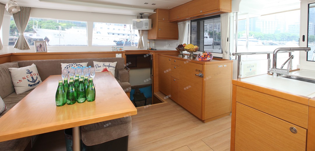 法國藍(lán)高 Lagoon450