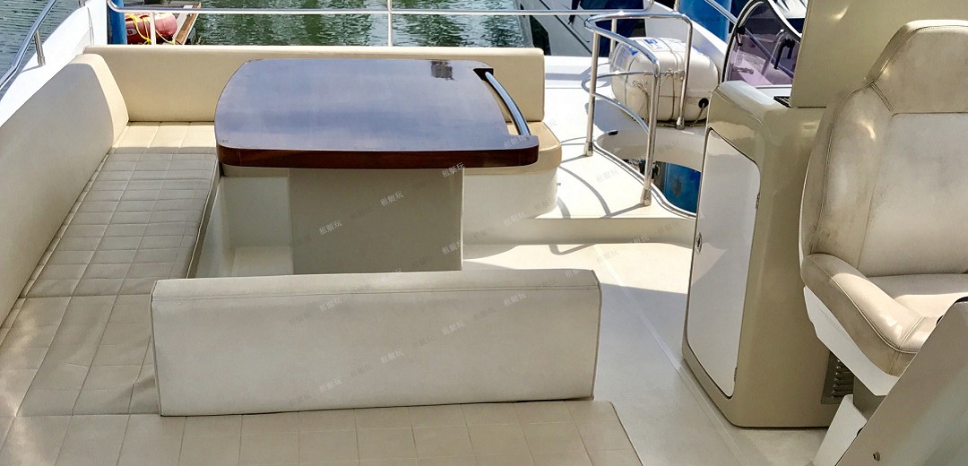 Azimut 64 Azimut 64