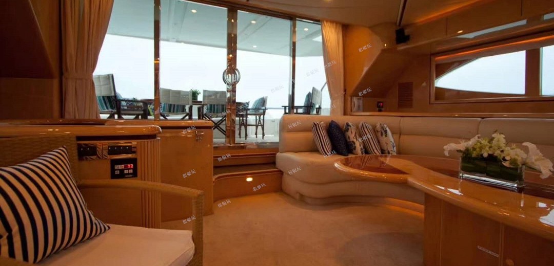 70尺豪華游艇 70尺豪華游艇