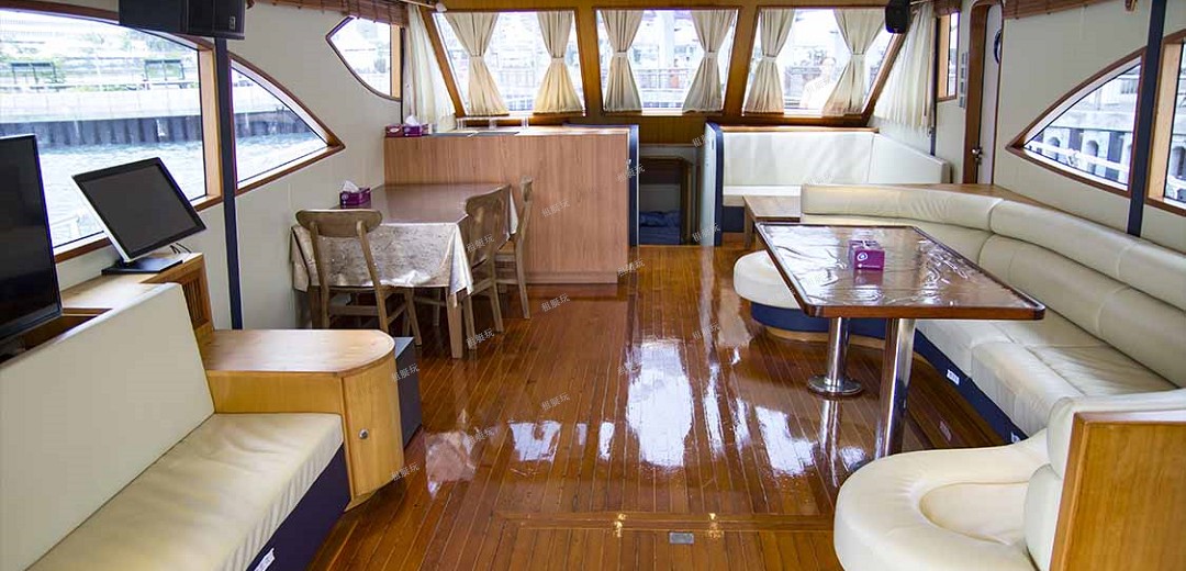 72尺豪華游艇