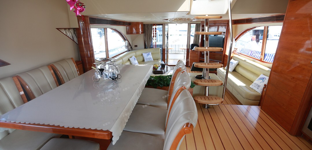 68英尺豪華游艇 68英尺豪華游艇